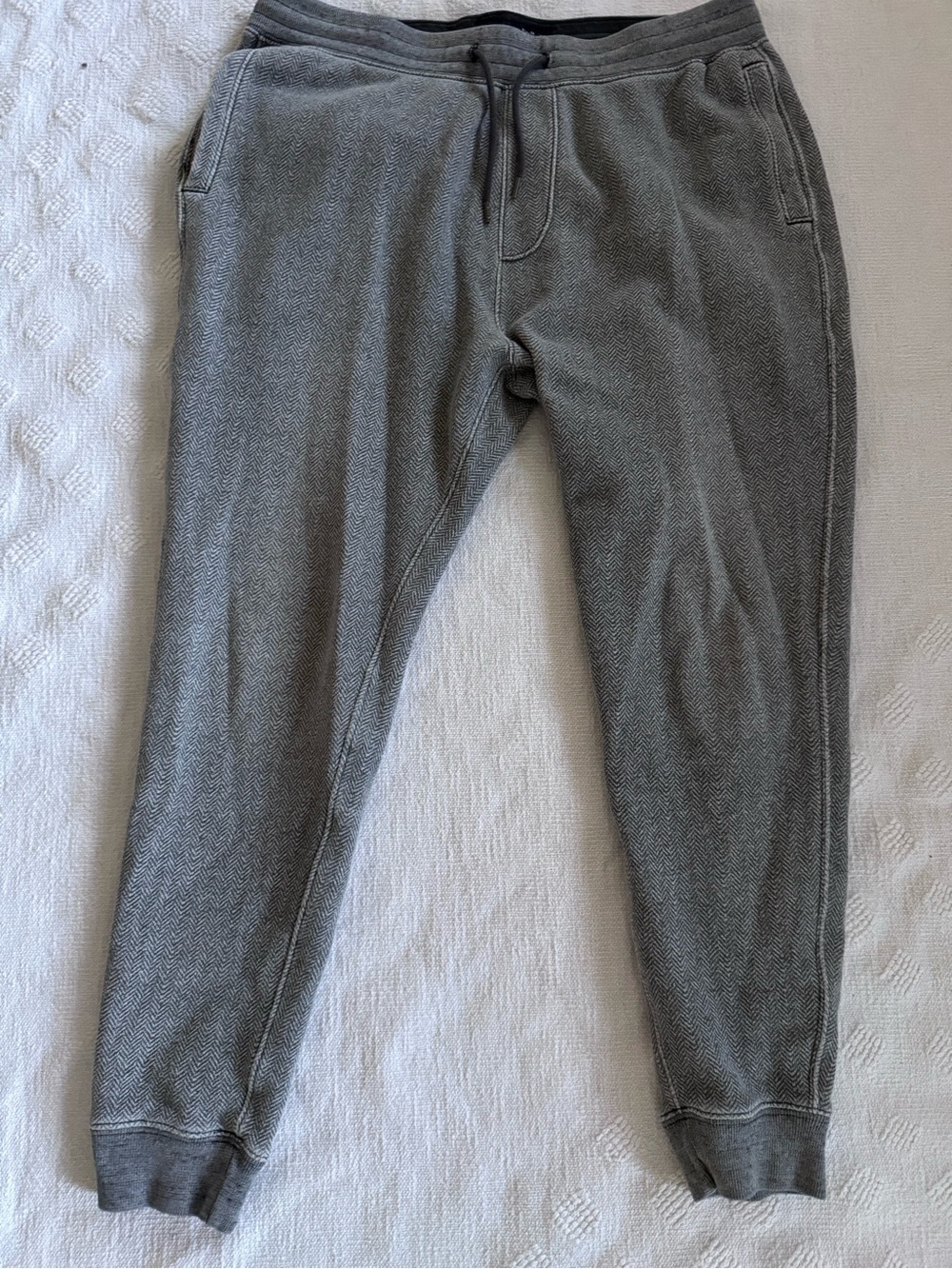 Abercrombie Fitch Joggers Mens XL Gray Tapered Sweatpants Pockets Fleece
R3
